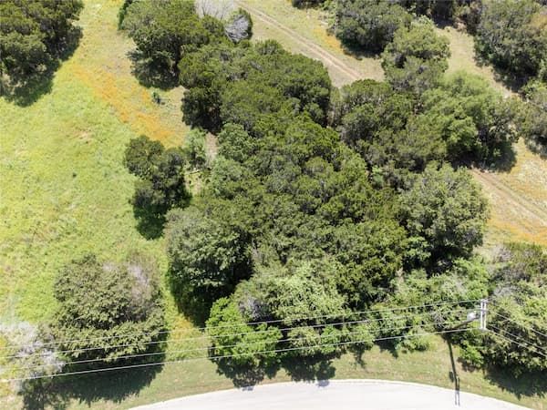 Property images of 7009 Muirfield Dr, Cleburne, TX 76033 - Image 1