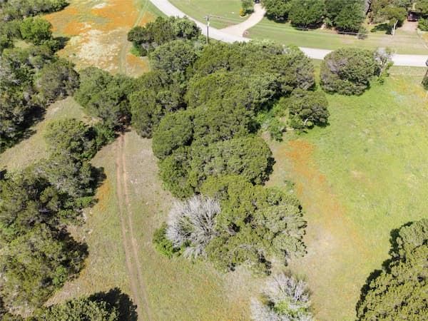 Property images of 7009 Muirfield Dr, Cleburne, TX 76033 - Image 2