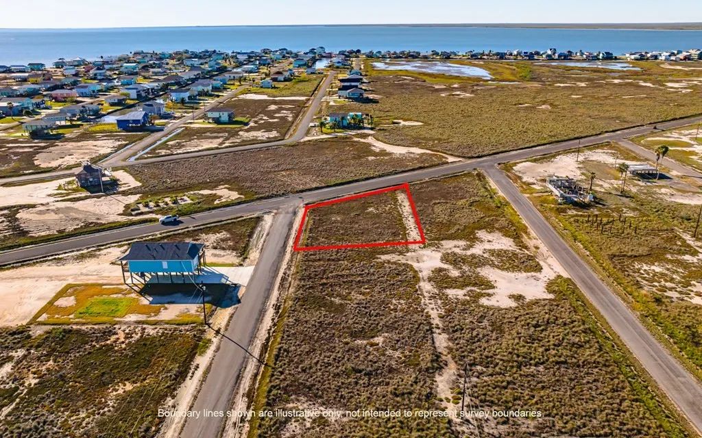 Property images of 605 W Shady Oak Ln, Rockport, TX 78382 - Image 5